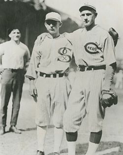 cincinnati reds 1919 uniforms