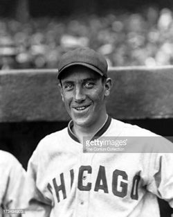 Baseball Reference on X: Today in 1960, the Chicago White Sox unveiled an  important uniform innovation. The Sox's road uniforms featured players'  names on the backs of the jerseys, marking the first