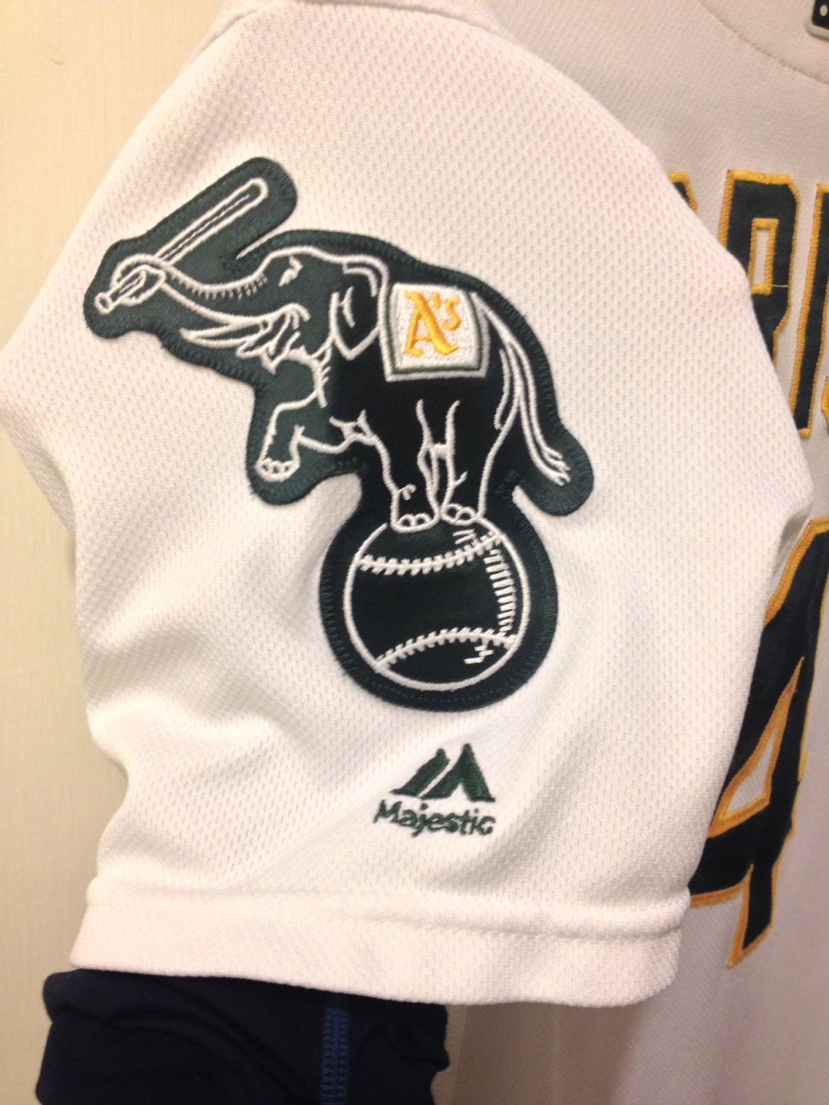 Oakland+Athletics+Elephant+on+Ball+Sleeve+Patch+Jersey+MLB+Logo+