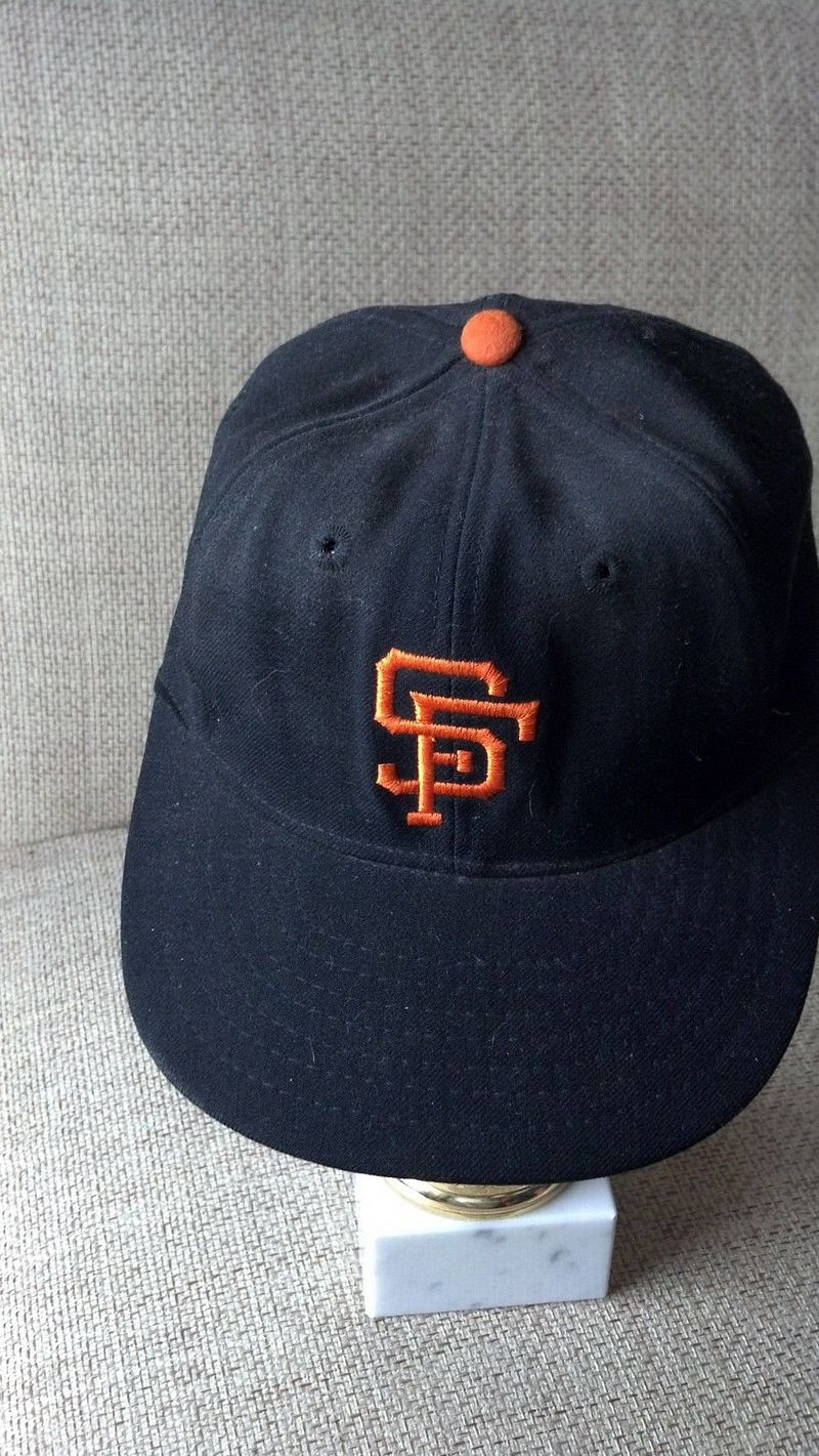 San Fransico' Giants hats sell out